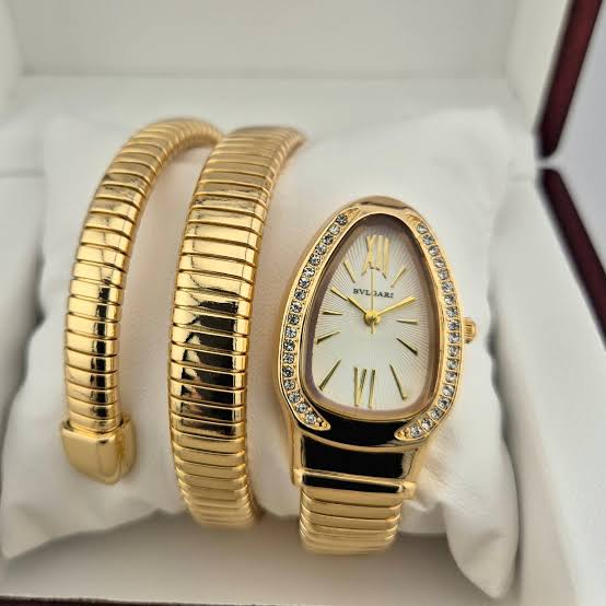 ساعه Bvlgari Serpenti Women’s تعبان حريمي مينا ابيض *اسود * جولد
