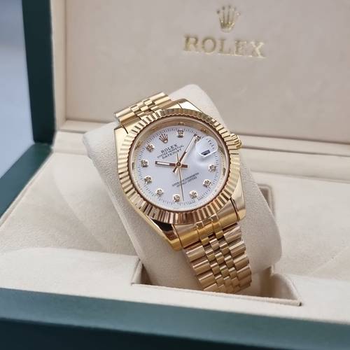 ساعة Rolex Lady Datejust شروط اوستيك جولد مينا جولد-أبيض-أسود