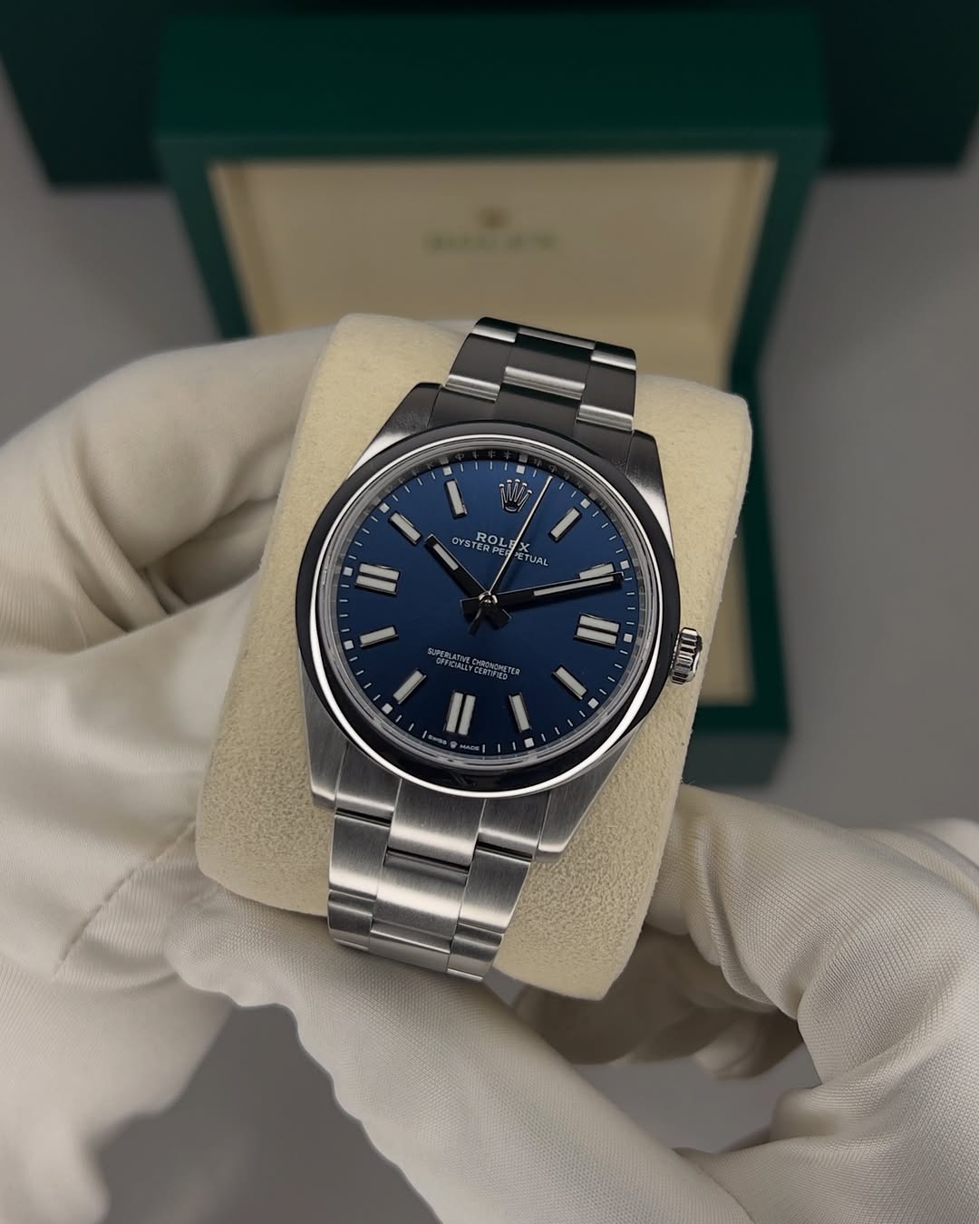 ساعة Rolex Classic لون ازرق 