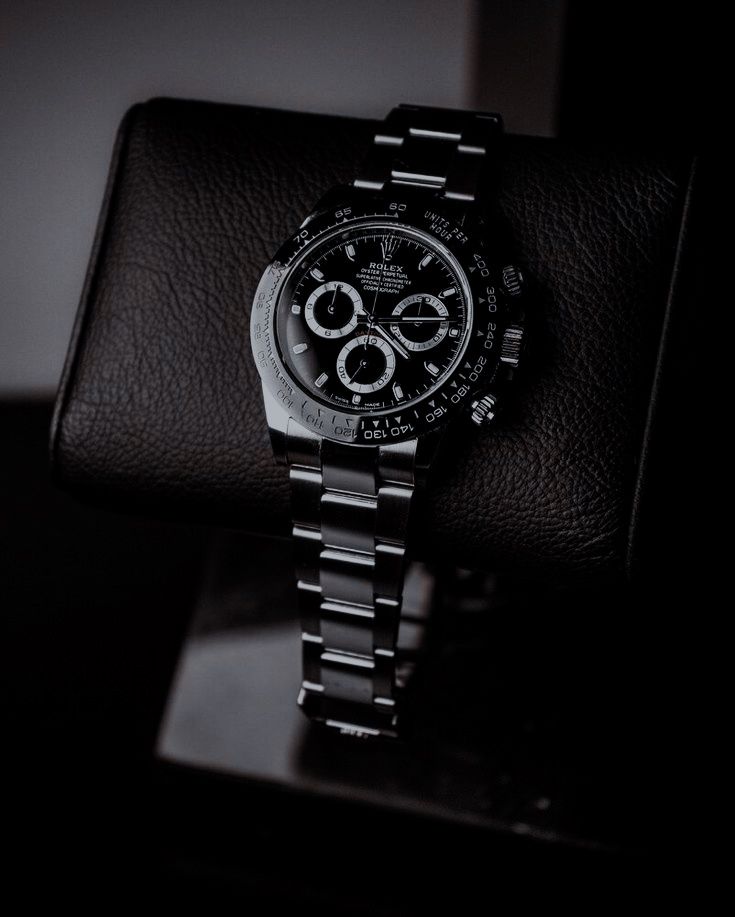 ساعة Rolex Daytona All-Black Chronograph Watch معدن اسود بالكامل عدادات شغاله 