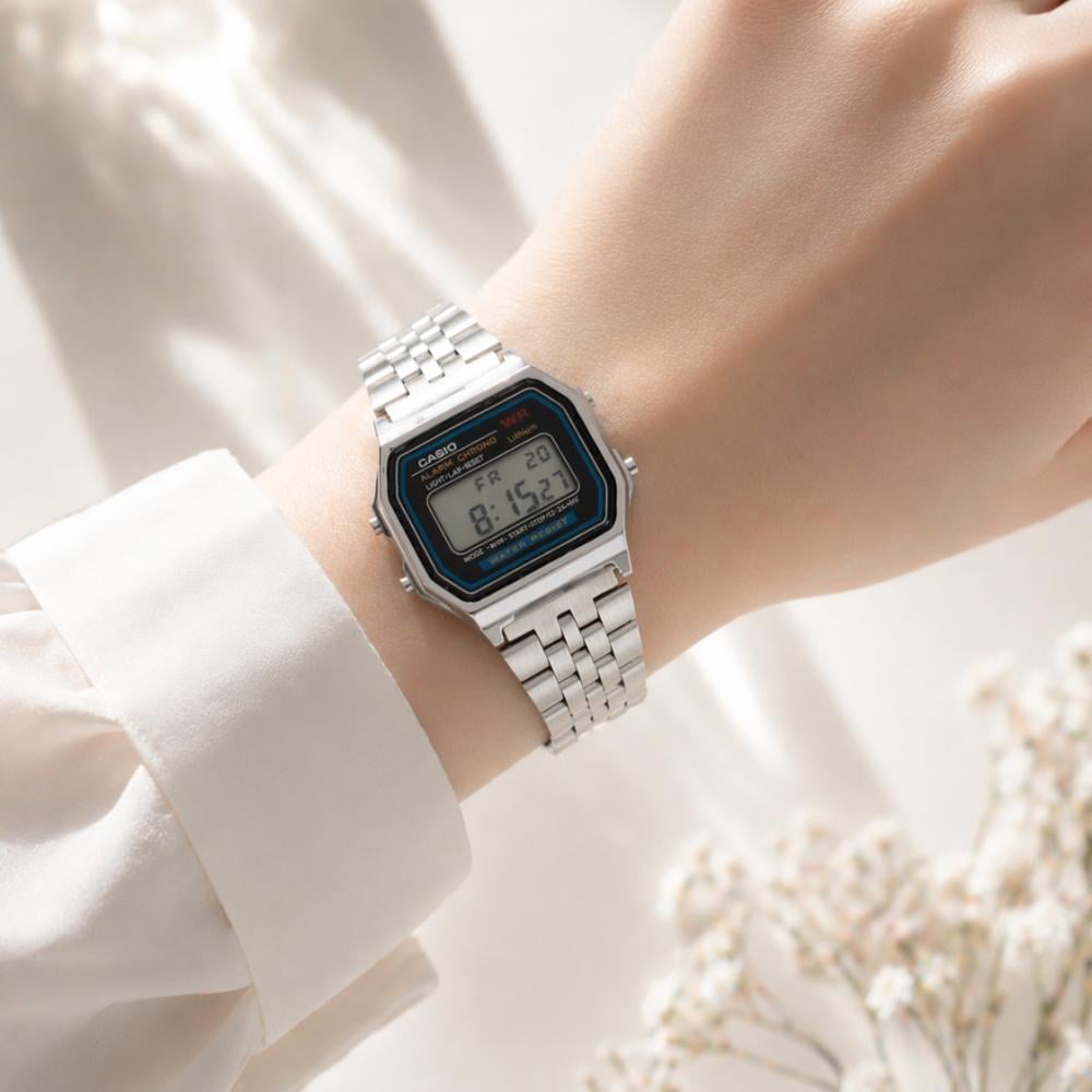 ساعة Casio Digital نسائي