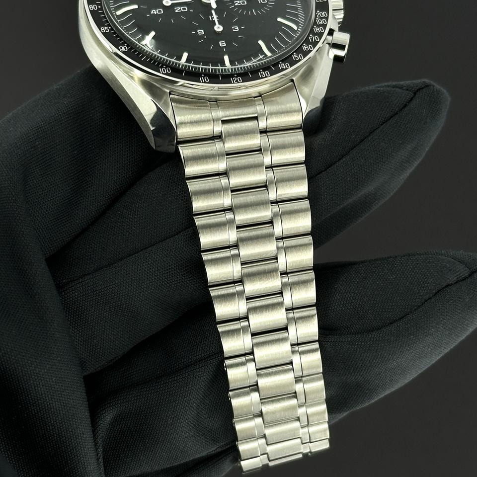 ساعة Omega Chronograph Watch – Silver Bracelet with Black Dial