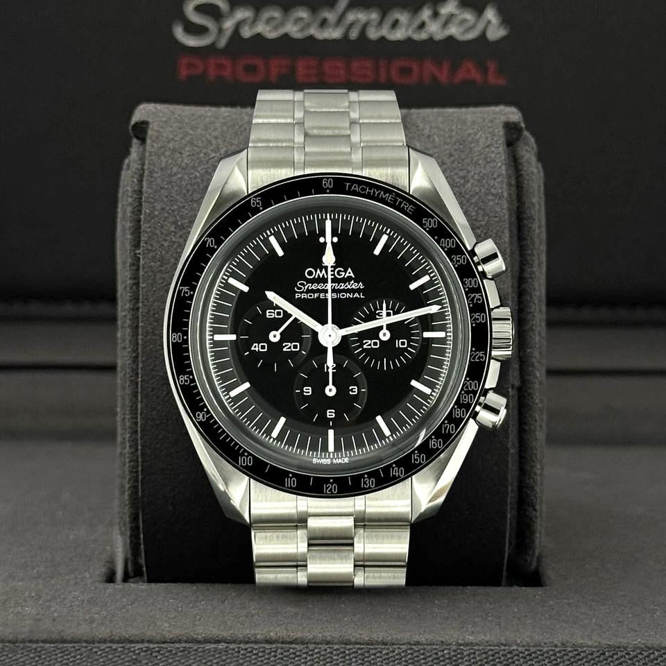 ساعة Omega Chronograph Watch – Silver Bracelet with Black Dial